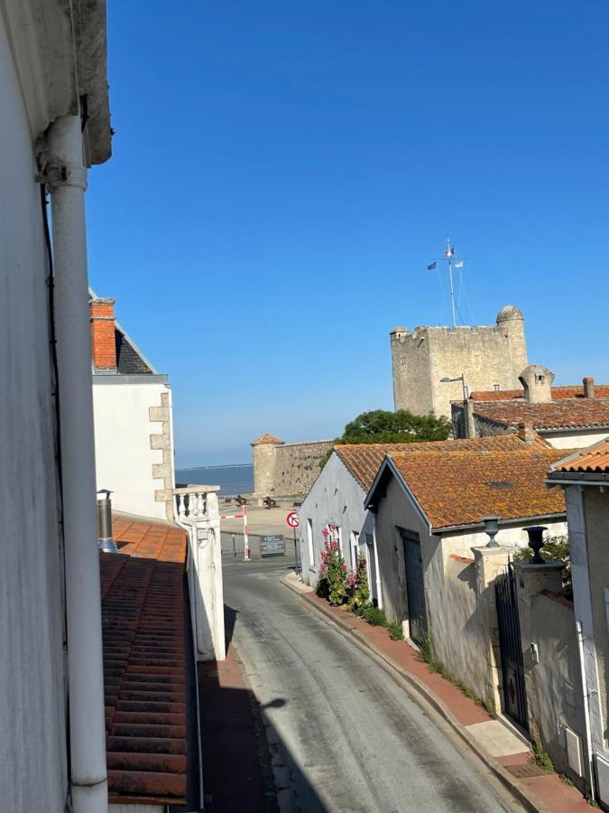 Appt Centre 50m De La *